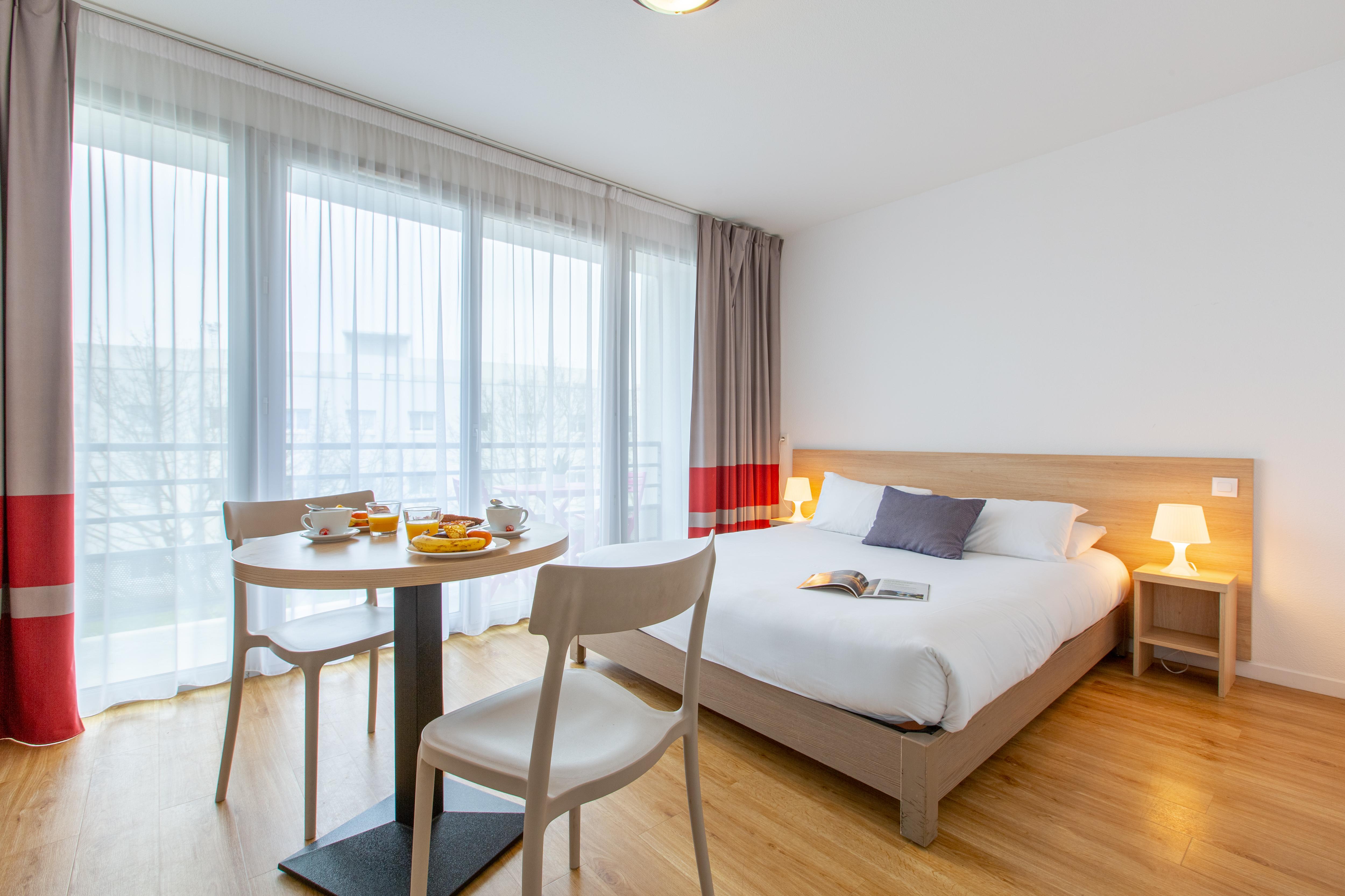 Comfort Aparthotel Le Mans Buitenkant foto